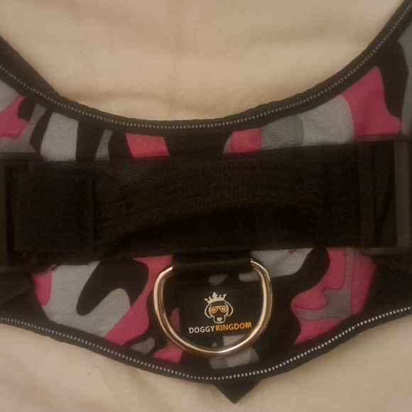 Closet clearance - Picture 3 of 3